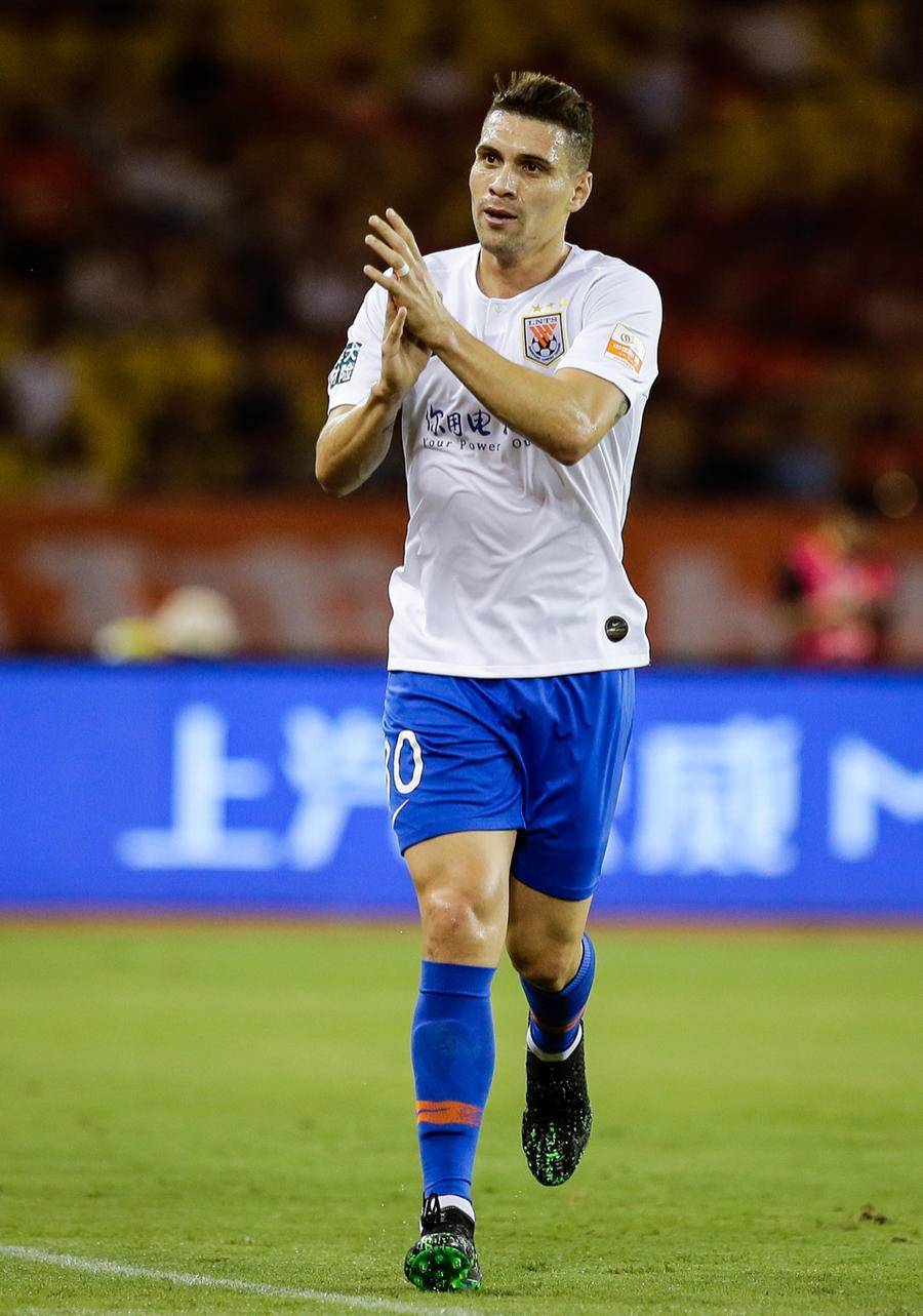 lol竞猜官方网站-包含达拉斯独行侠迎葡超关键赛，加时末段外线爆发，信心回归，控场能力受关注的词条